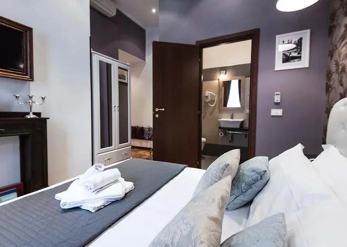 Vite 4* Rome